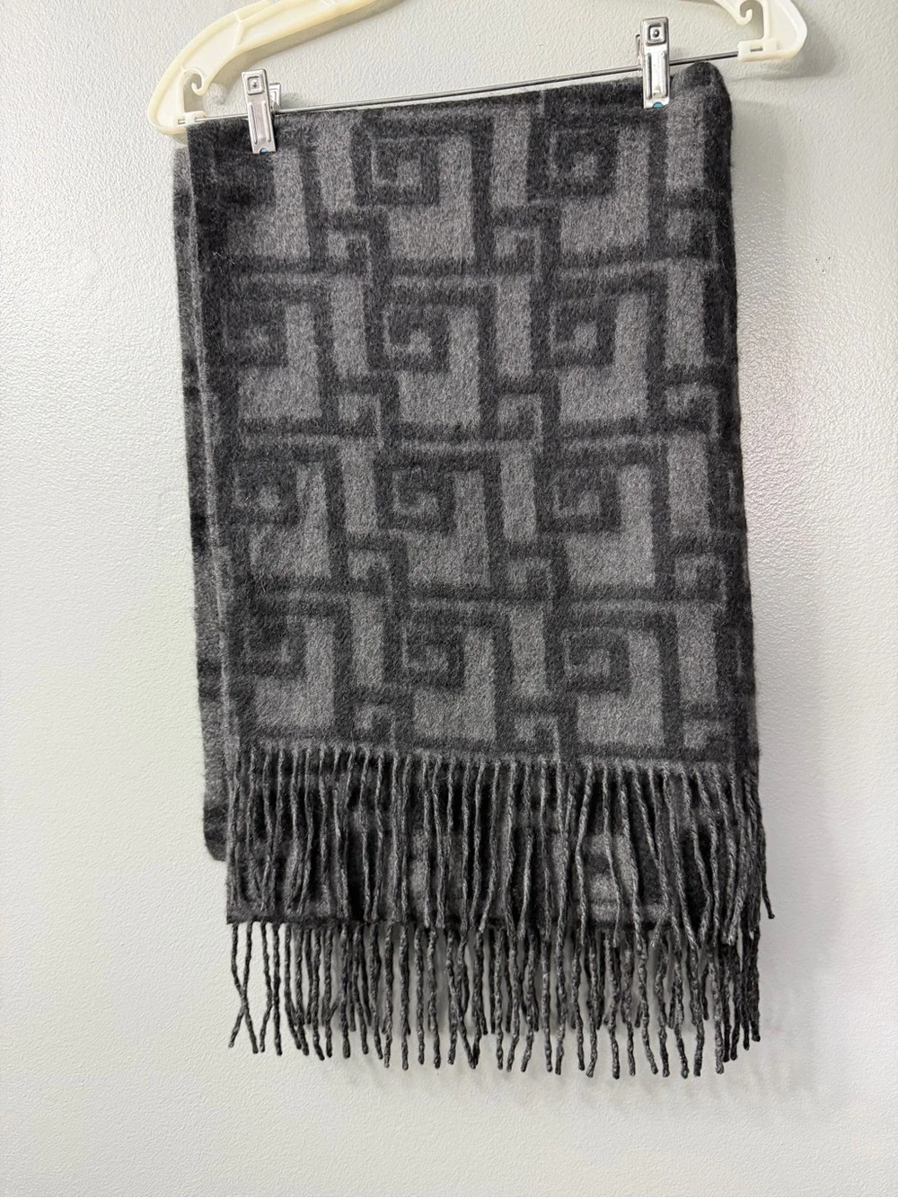 Nordstrom Black & Gray pattern oversized fringe cashmere scarf